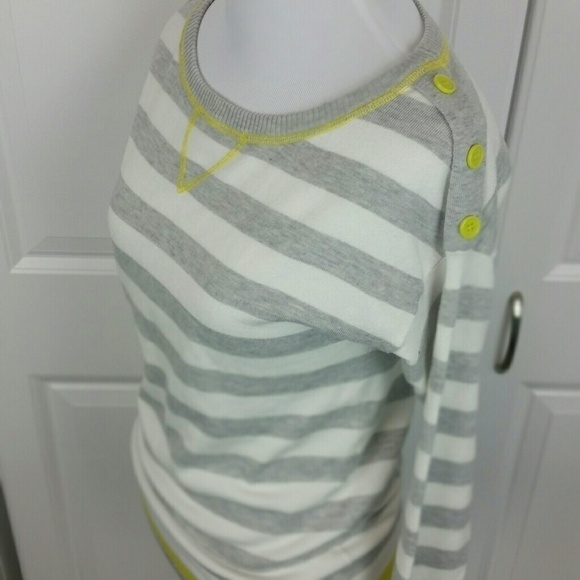 T/O Sweater,  sz S - Picture 4 of 4